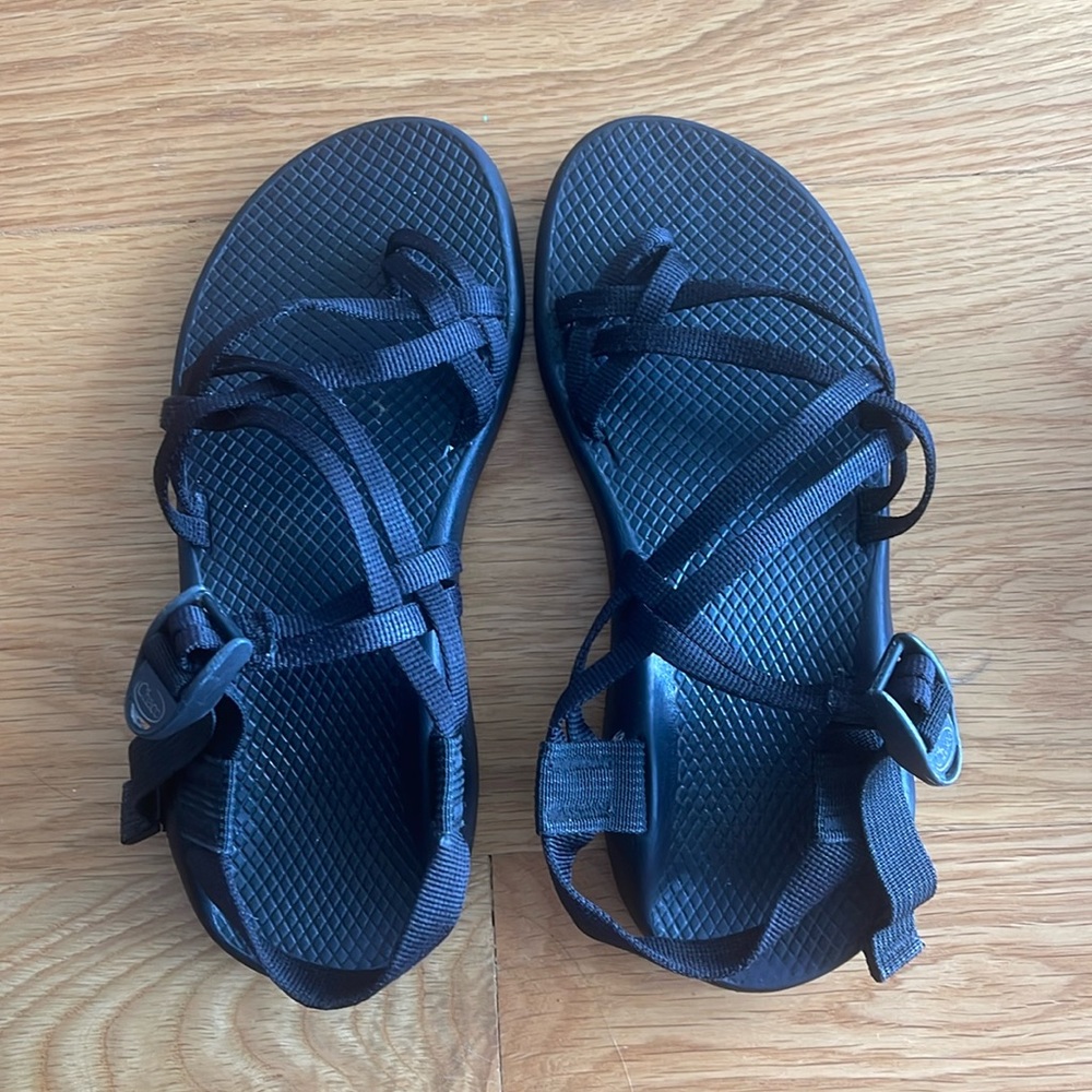 Black Chacos - Women’s 9